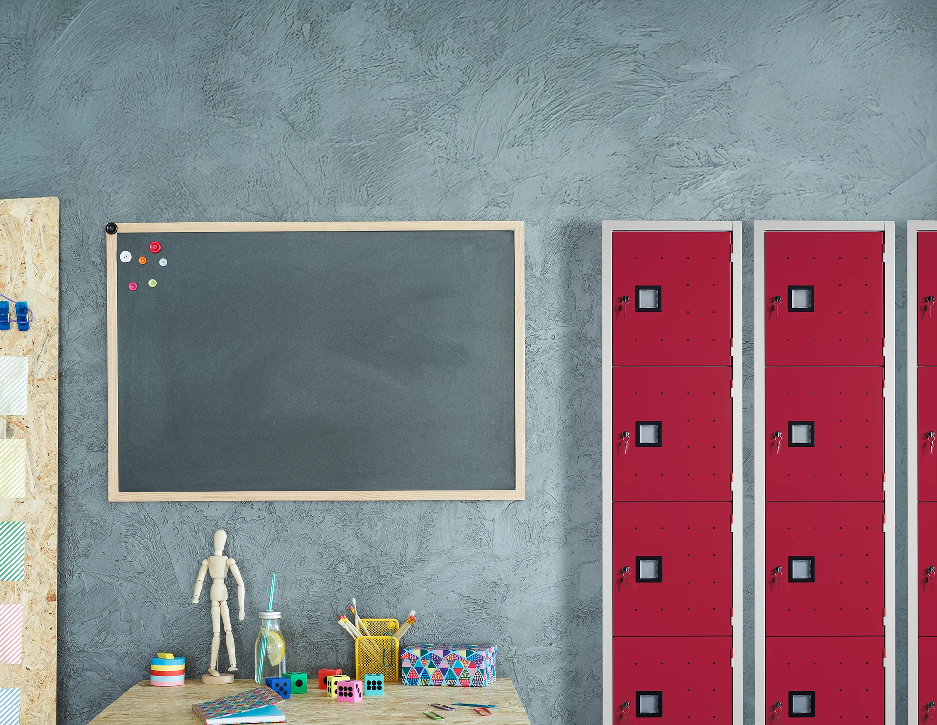 Casellari colorati Armet a scuola